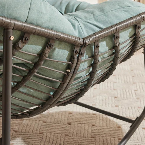 Cadynce Outdoor Chair
