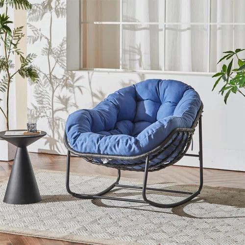 Cadynce Outdoor Chair